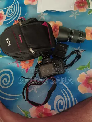 DSLR Camera