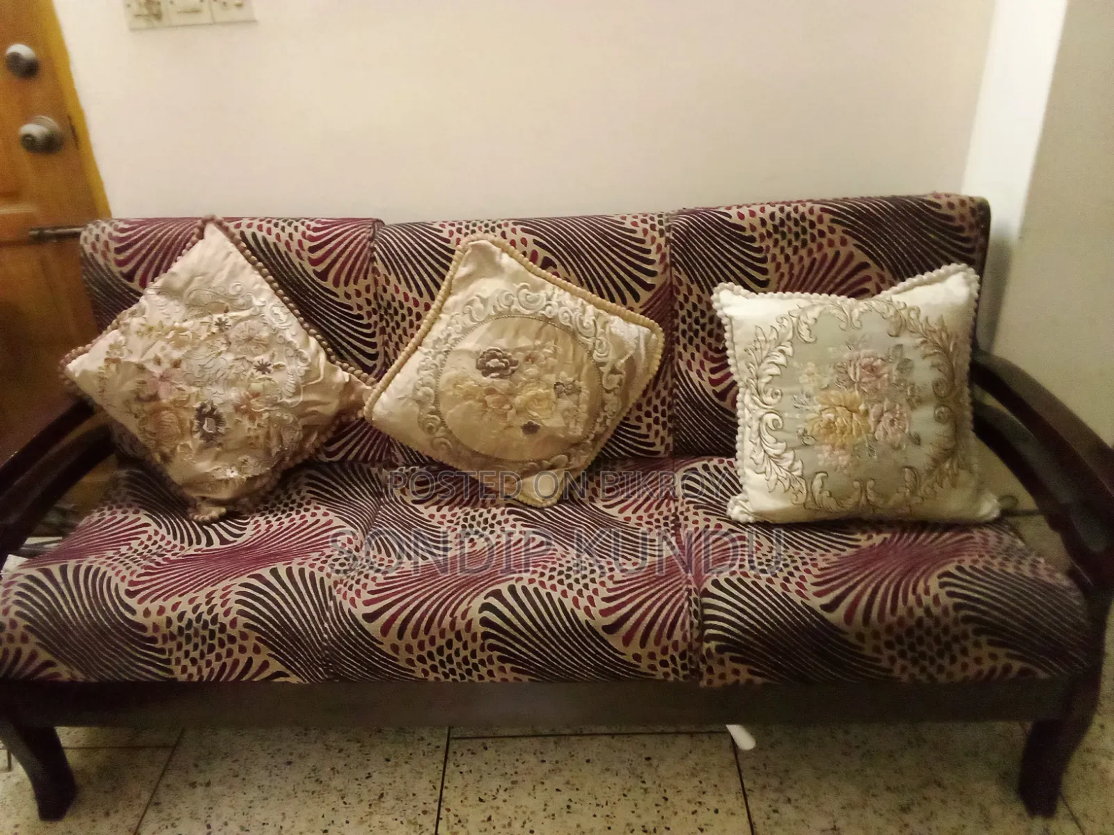 New Like Sofa