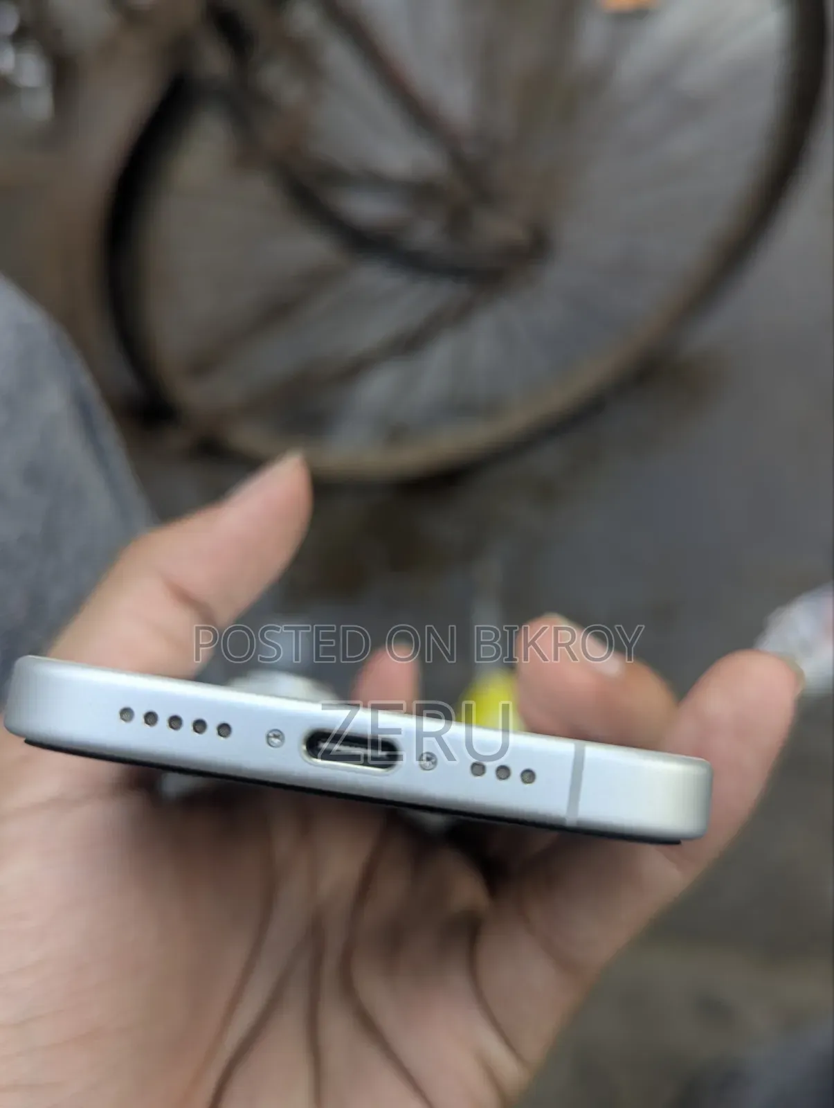 Apple iPhone 16 128 GB White