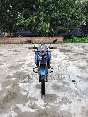 হোন্ডা এক্স-ব্লেড ১৬০ ২০২২ নীল