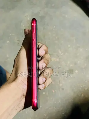 Apple iPhone 11 64 GB Red