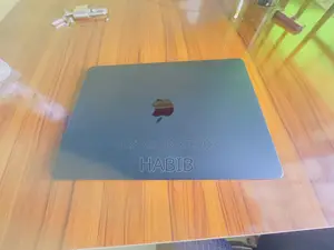 Laptop Apple MacBook Air 2025 M4 16GB Apple M4 SSD 256GB