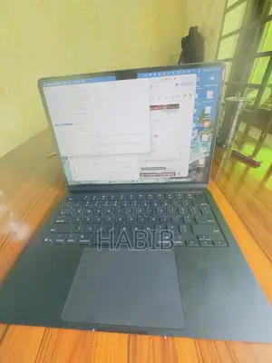 Laptop Apple MacBook Air 2025 M4 16GB Apple M4 SSD 256GB