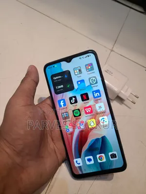 Oppo A18 128 GB White