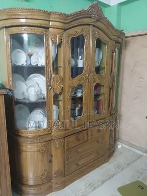 শোকেজ বিক্রি হবে