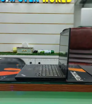Laptop Lenovo ThinkPad T490s 8GB Intel Core I5 SSD 256GB