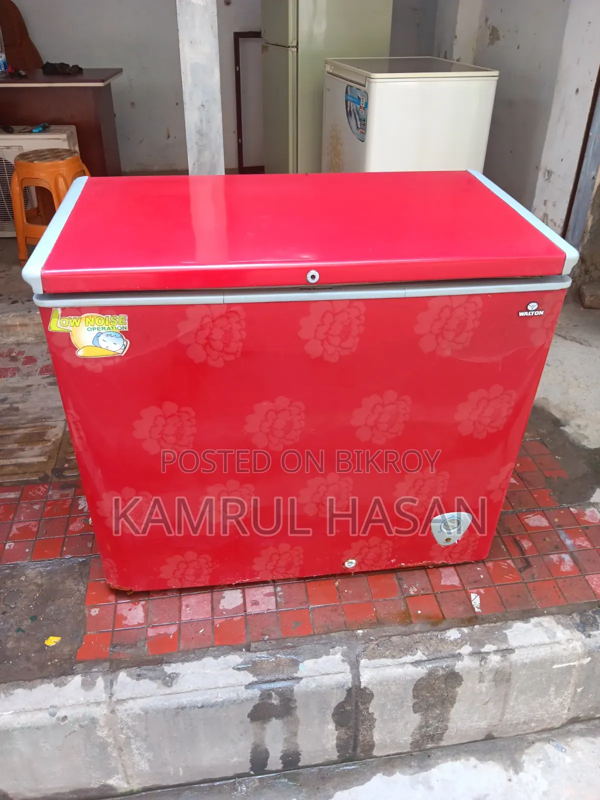 Mega 280 Liter Def Fridge