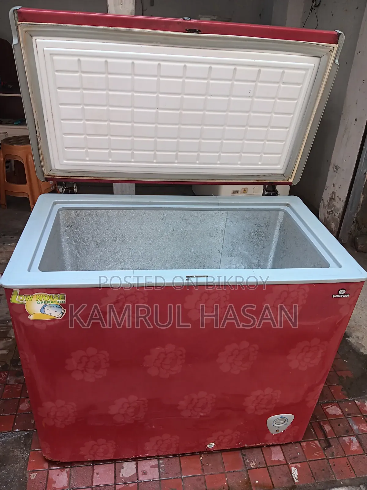 Mega 280 Liter Def Fridge