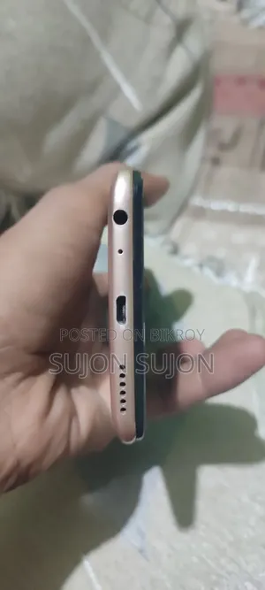 Vivo Y90 32 GB White