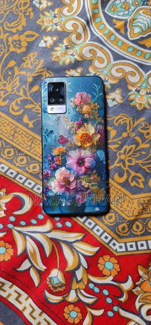 Vivo V21 128 GB