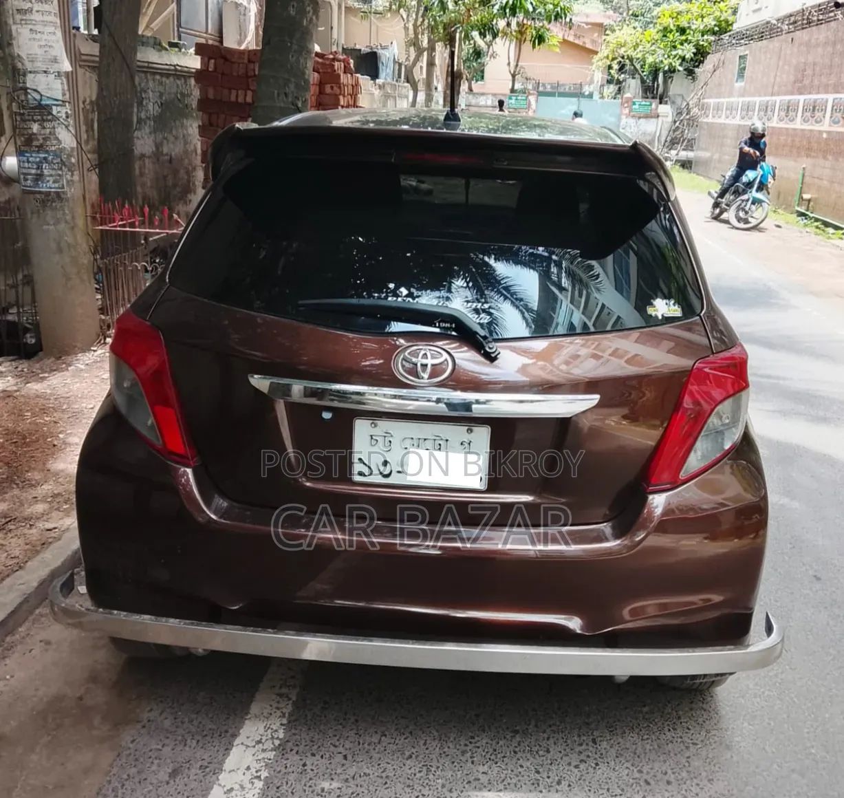 টয়োটা ভিটস ২০১২ ব্রাউন
