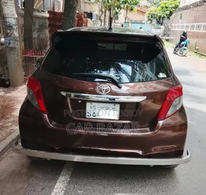টয়োটা ভিটস ২০১২ ব্রাউন