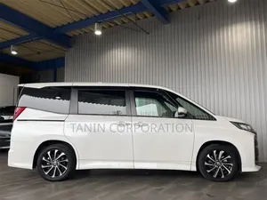 Toyota Noah 2022 Pearl