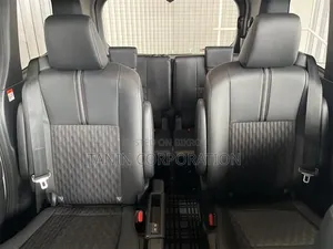 Toyota Noah 2022 Pearl
