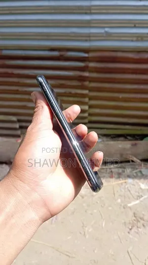 Apple iPhone X 64 GB Black
