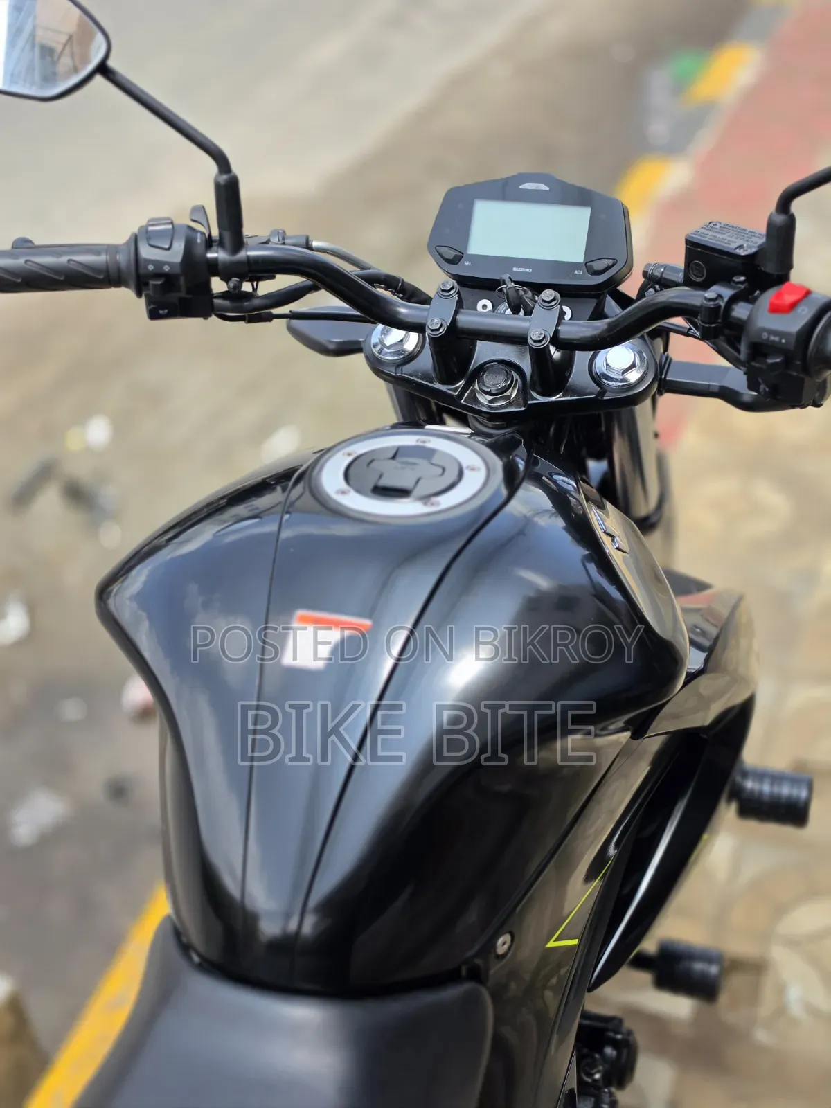 Suzuki 2025 Black