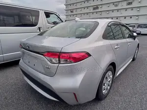 Toyota Corolla 2021 Silver