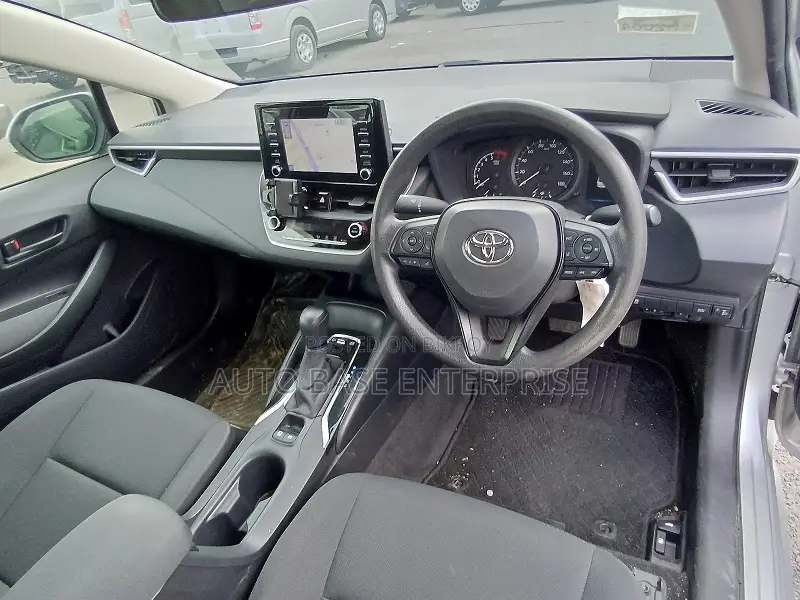 Toyota Corolla 2021 Silver