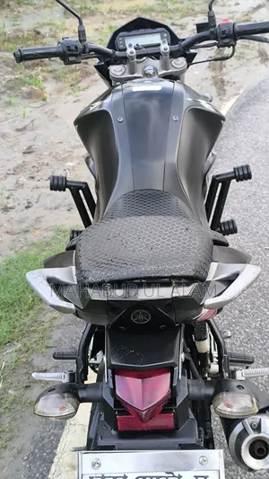 Yamaha FZ6 2025 Black
