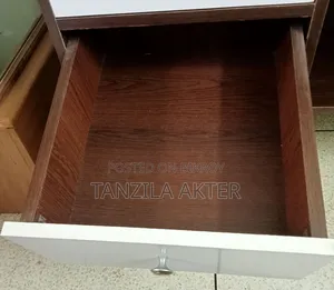 Reading Table