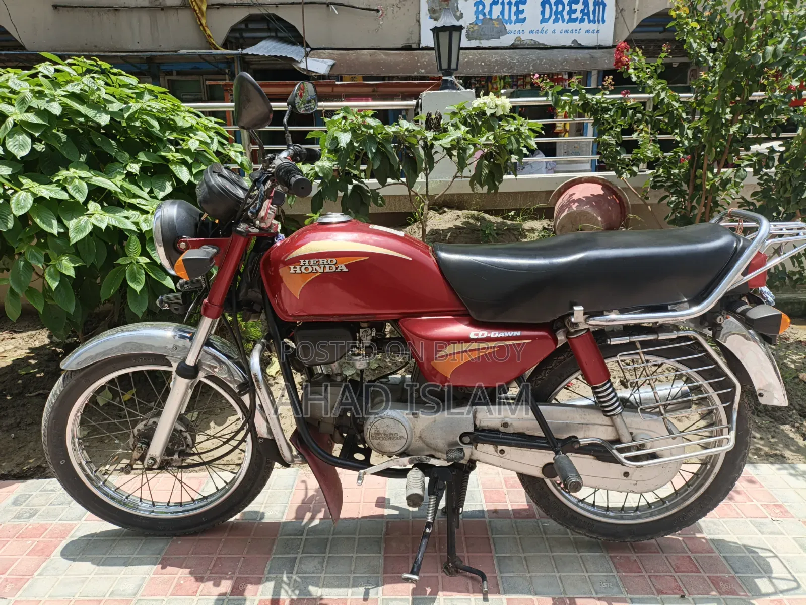 Hero Dawn 100 2013 Red