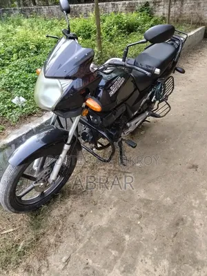 Runner Bullet 100 2016 Black