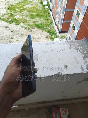 অ্যাফ্রিওয়ান চ্যাম্পিয়ন ৮ জিবি কালো