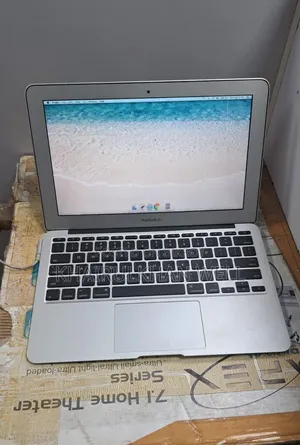 Laptop Apple MacBook Air 2012 2GB Intel Core I5 SSD 128GB