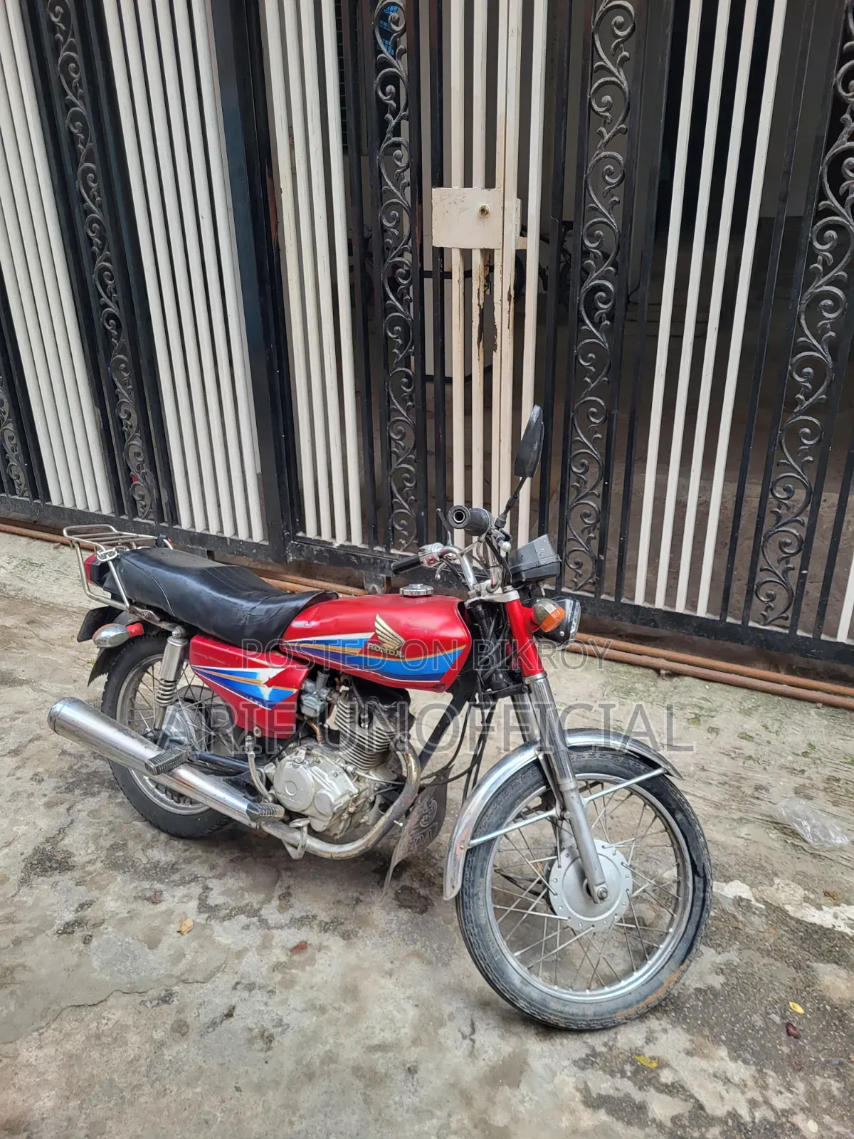 Honda 2007 Red