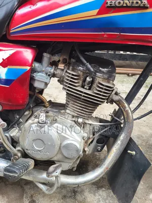 Honda 2007 Red