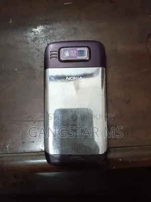 নোকিয়া ৭২০০