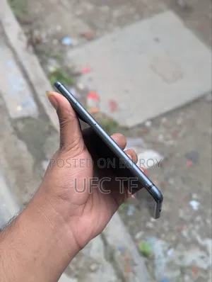 Apple iPhone 8 Plus 64 GB Black