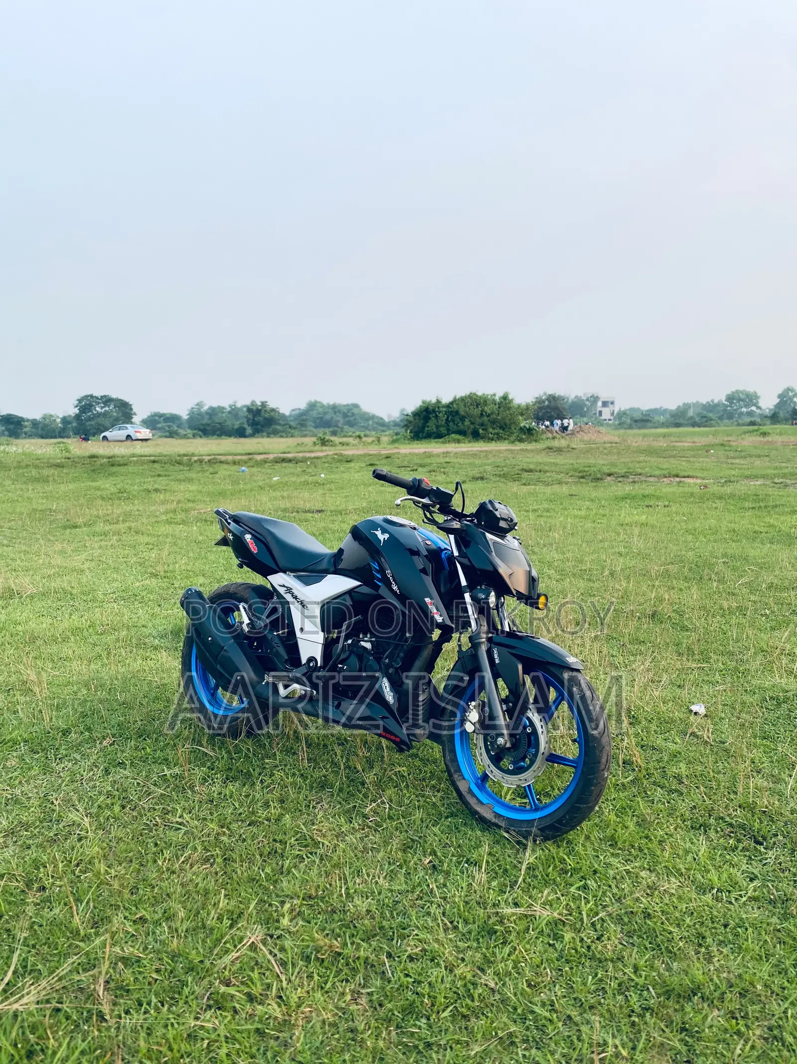 TVS Apache 160 4V 2023 Black