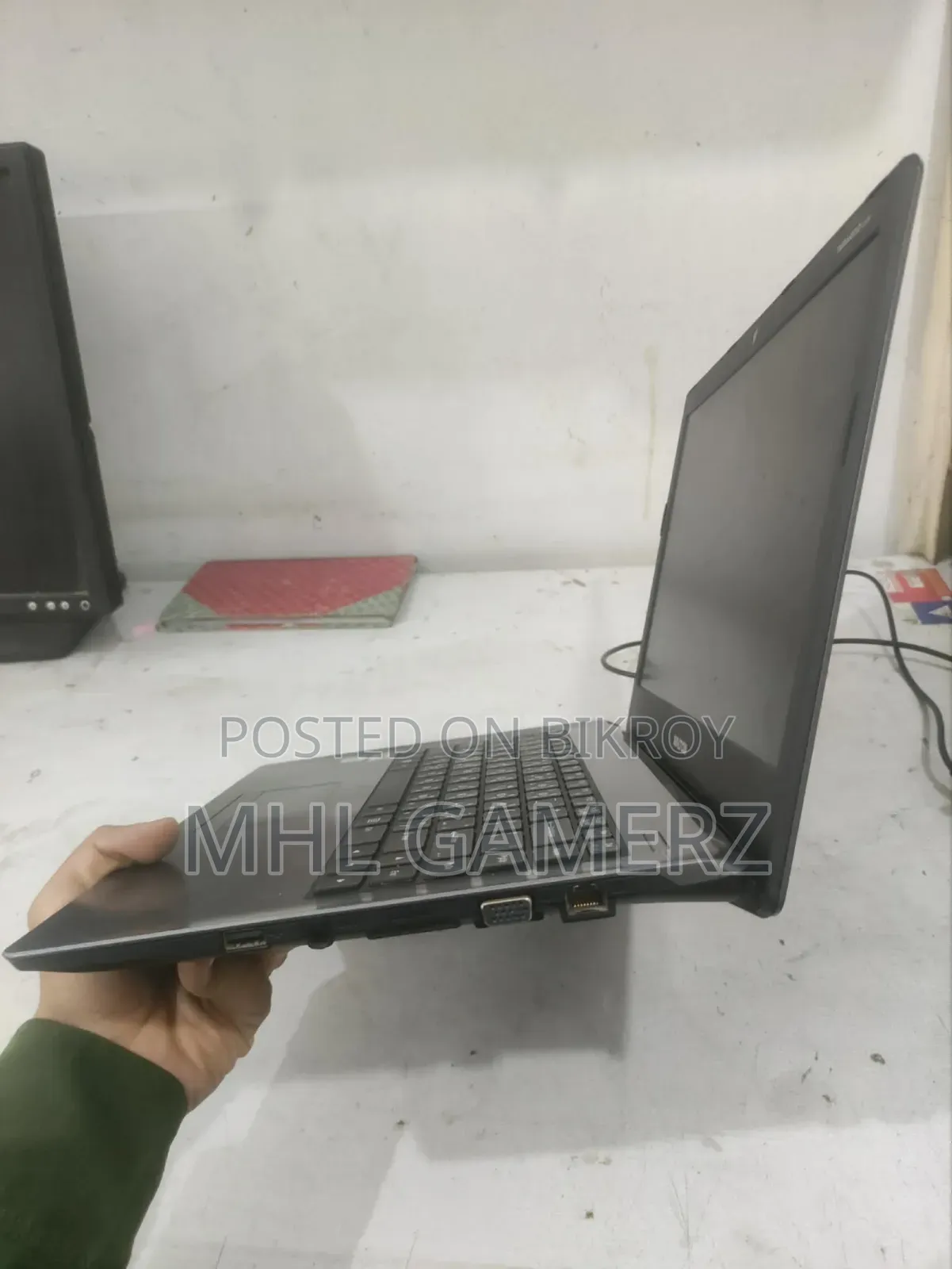 Laptop 4GB Intel Core i3 SSD 128GB