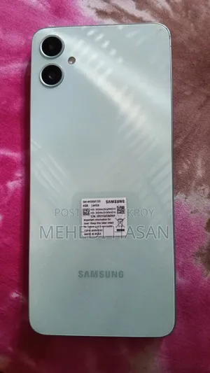 New Samsung Galaxy M05 64 GB Purple
