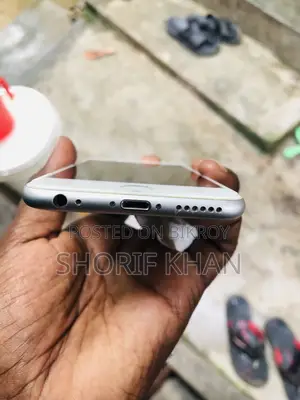 Apple iPhone 6s 64 GB White