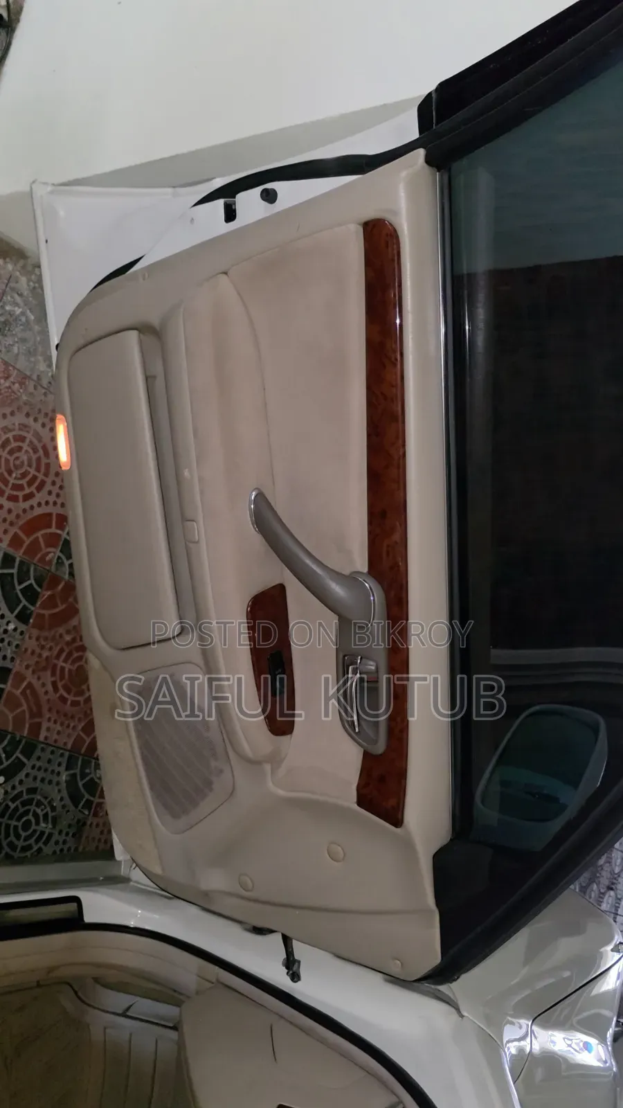 Toyota Crown 2003 White