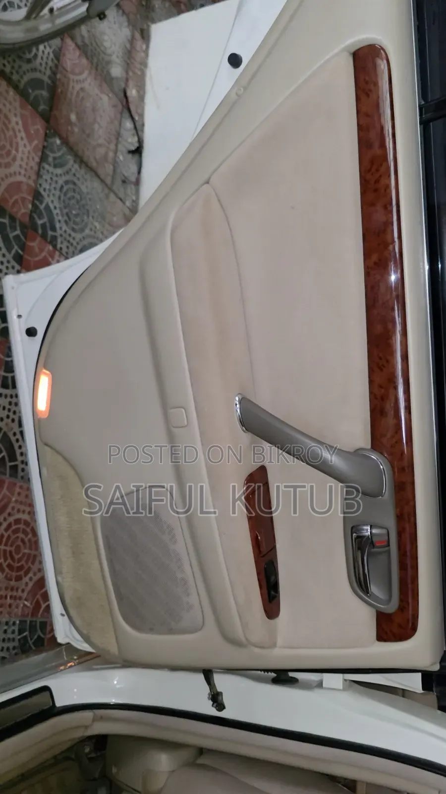 Toyota Crown 2003 White