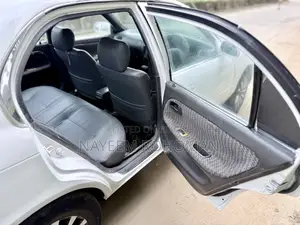 Toyota Corolla 1.6 Saloon 1992 White