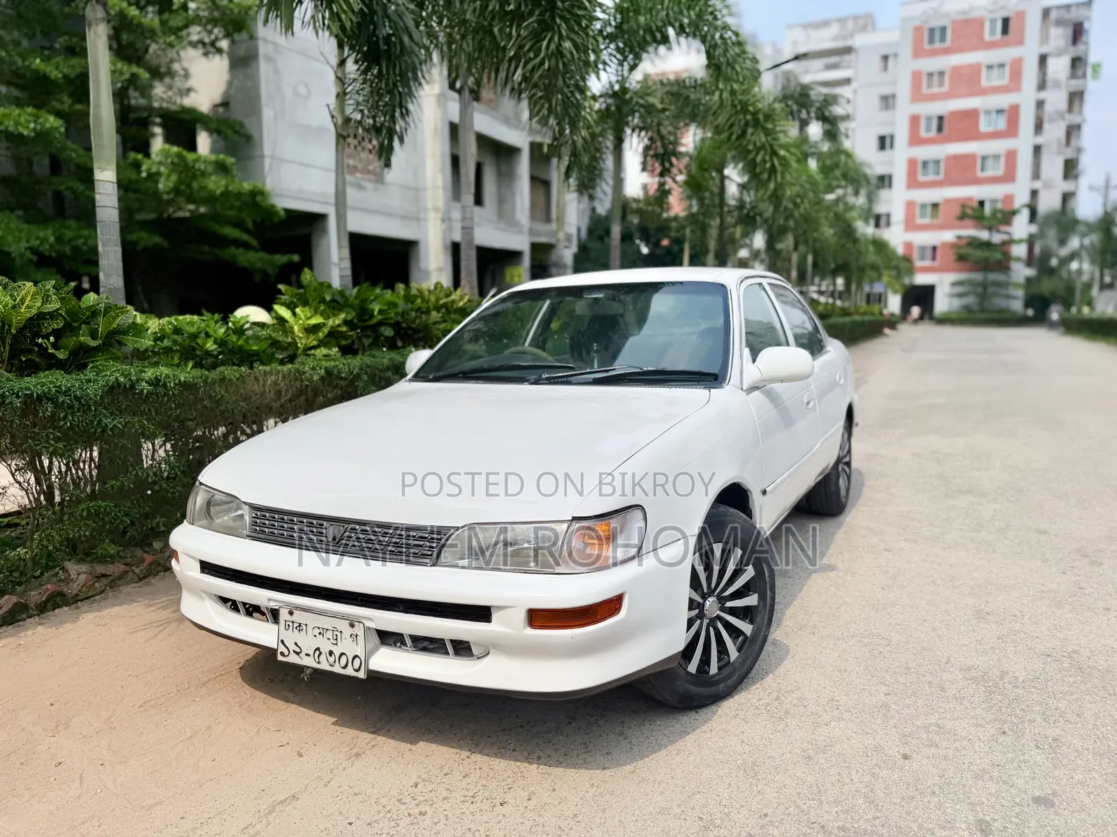 Toyota Corolla 1.6 Saloon 1992 White