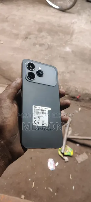 Tecno Spark 40 128 GB Black