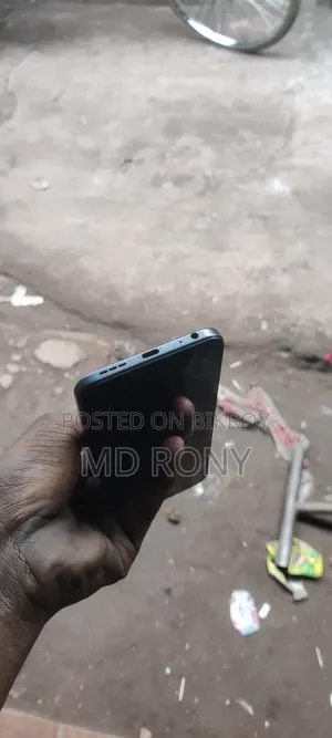 Tecno Spark 40 128 GB Black