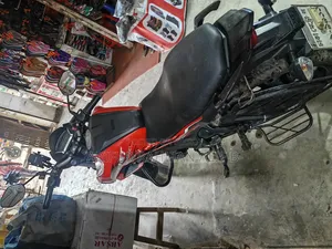 হোন্ডা হরনেট ২০২০ লাল