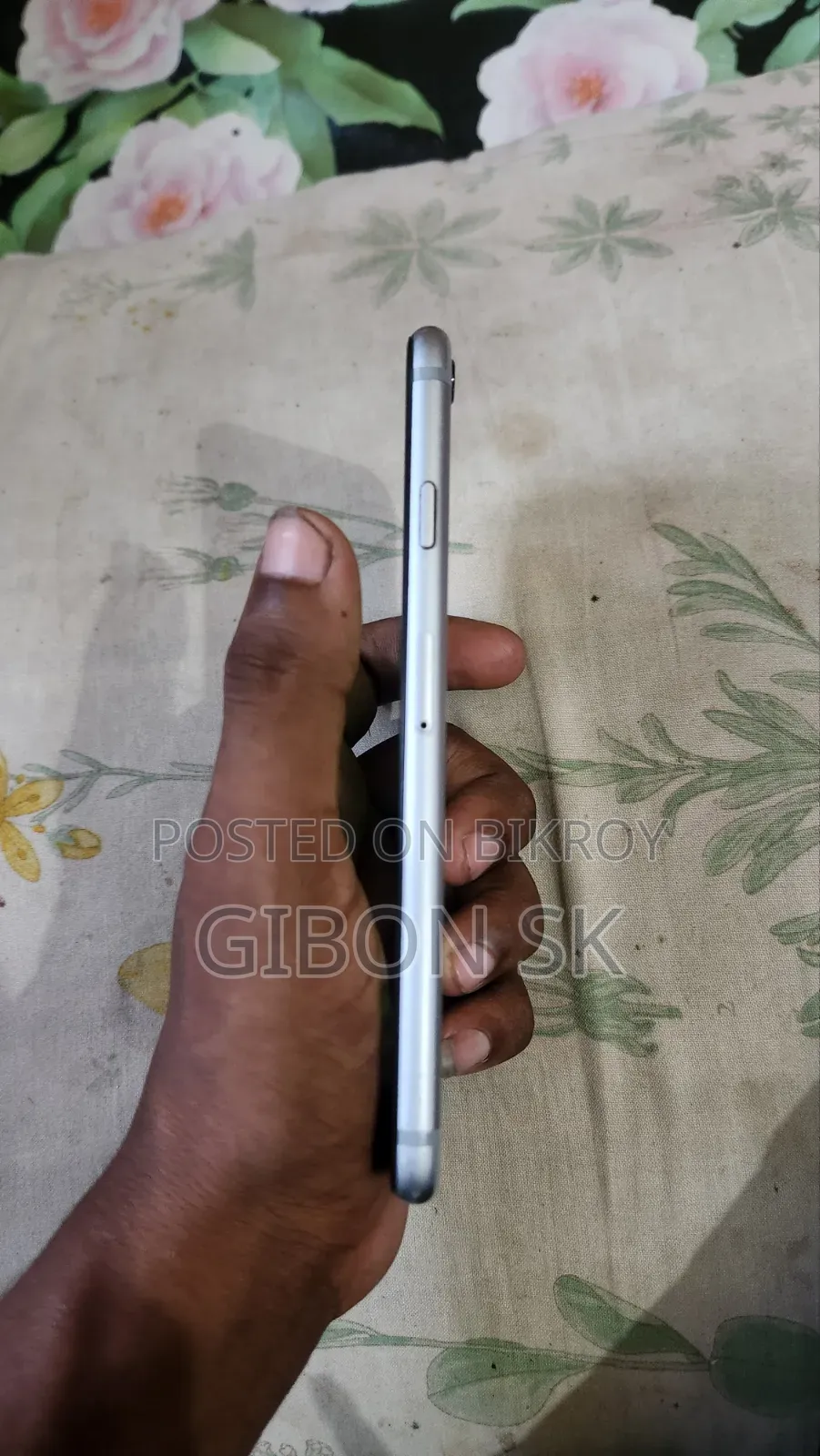 Apple iPhone 6s 32 GB White