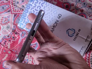 Tecno Camon 40 256 GB Gray
