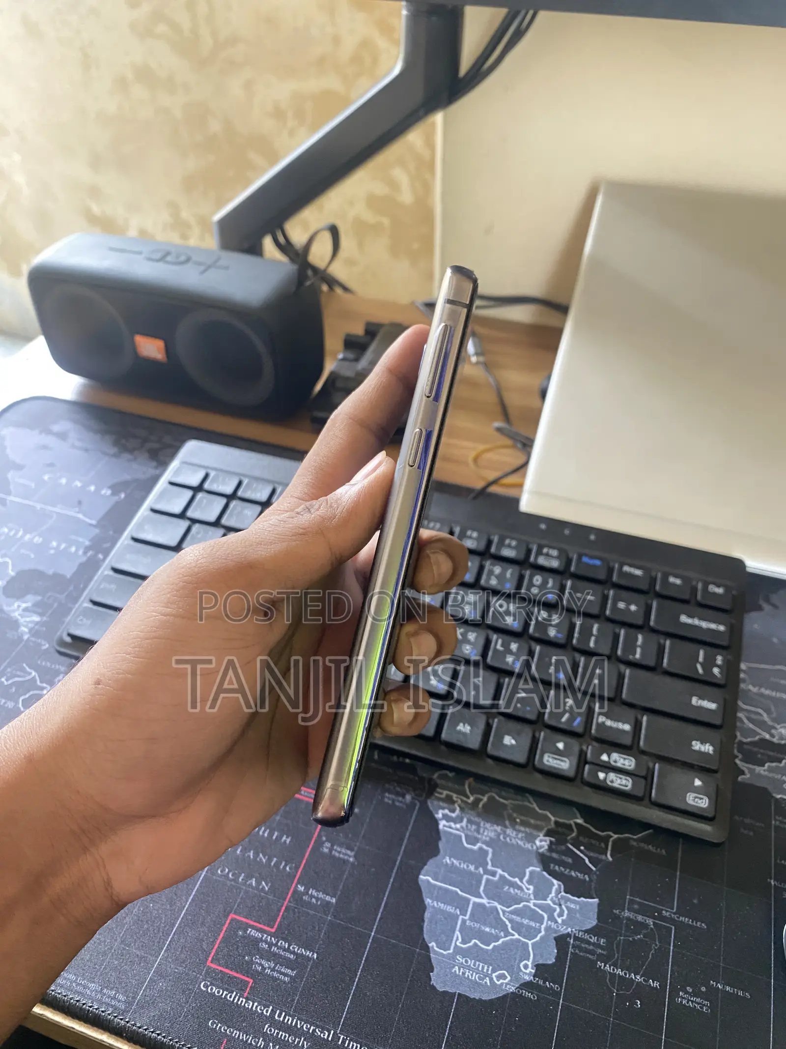 New Samsung Galaxy S10 128 GB Black