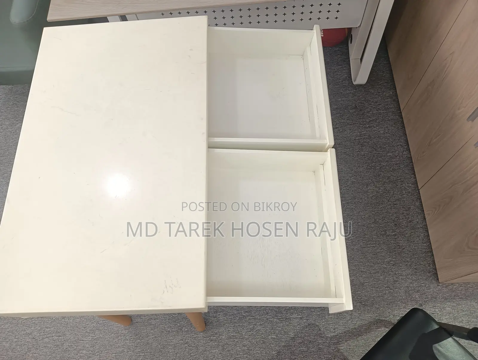 Stylish Wooden Center Table – For Sale