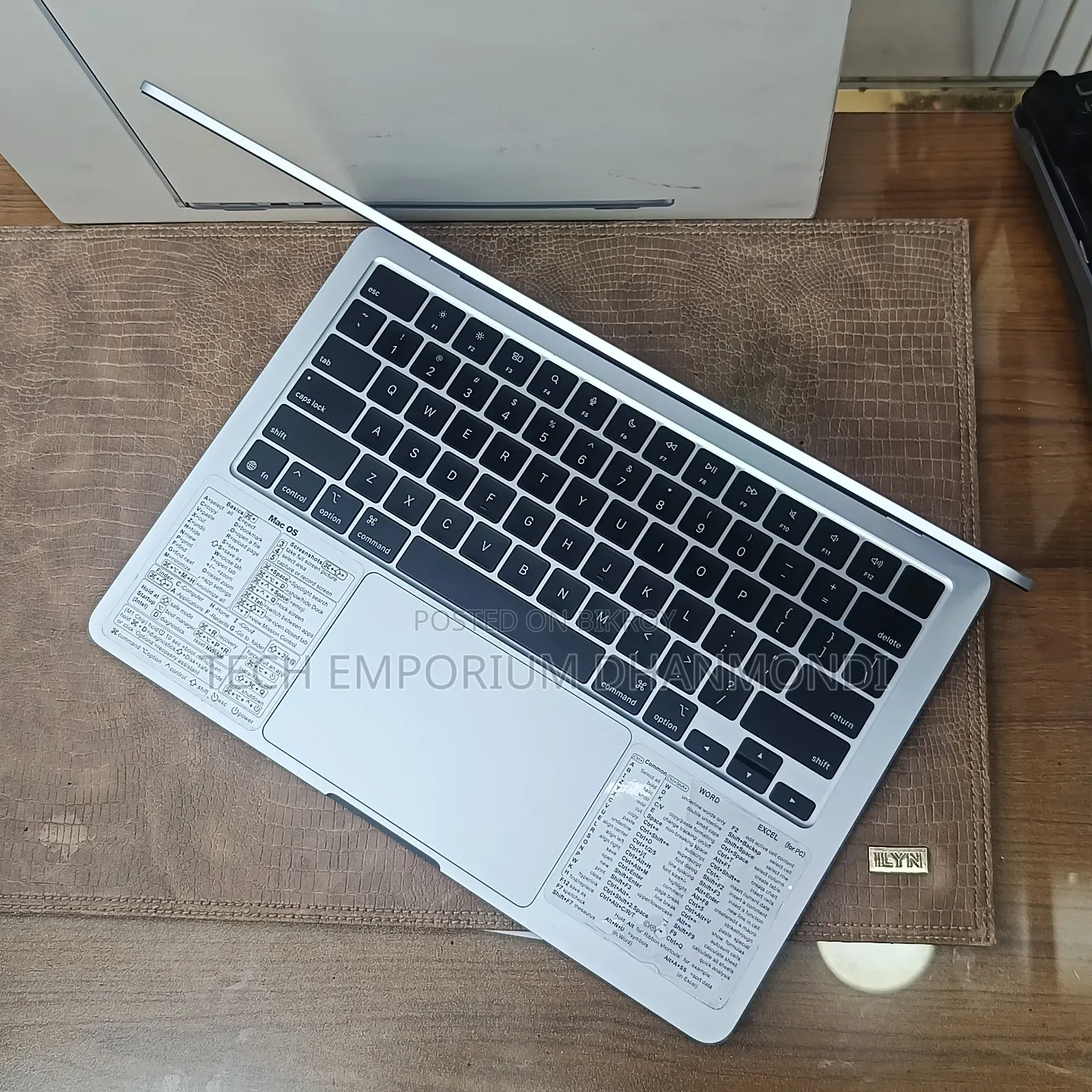 Laptop Apple MacBook Air 2025 M4 16GB Apple M4 SSD 256GB