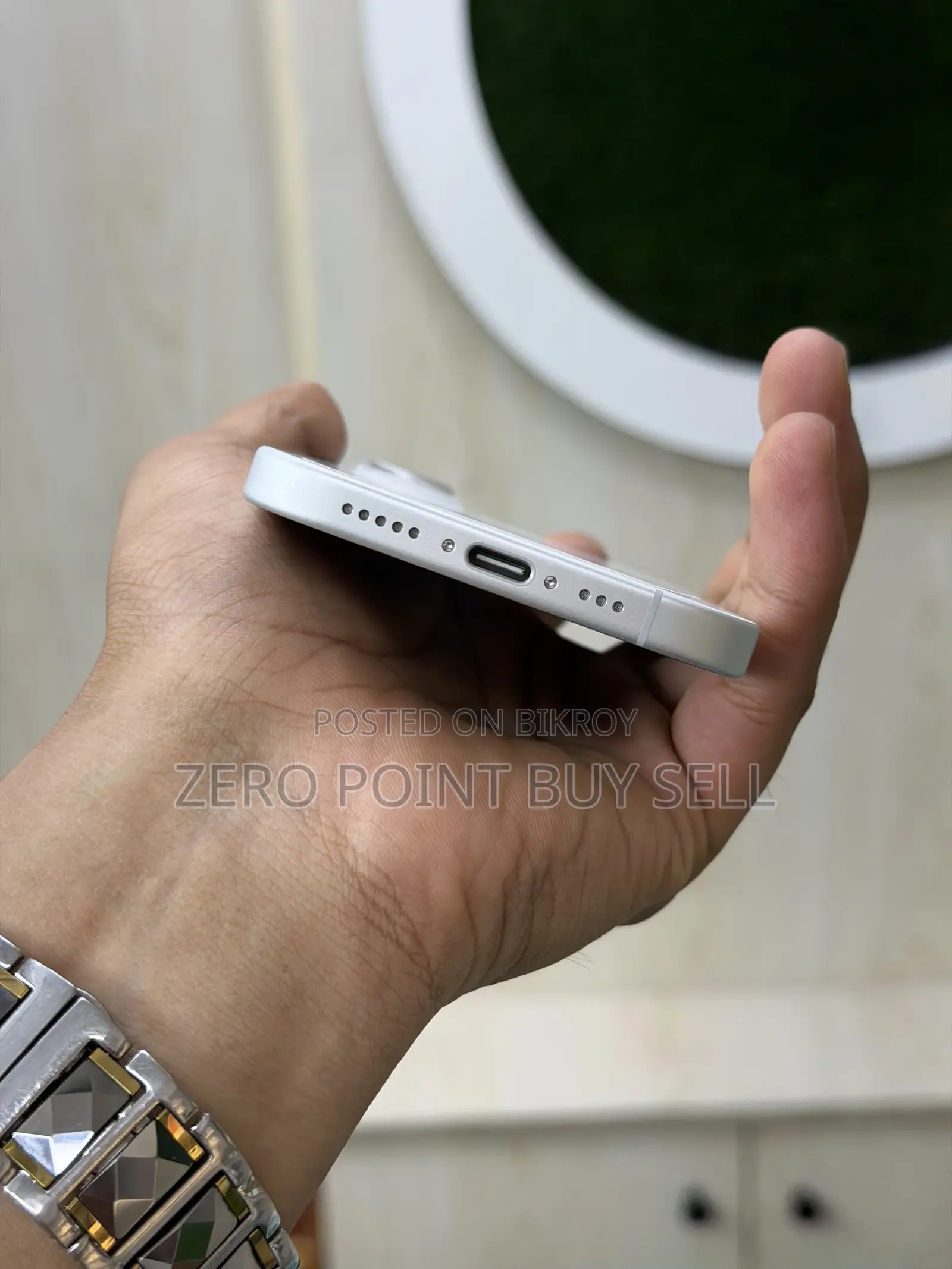 Apple iPhone 16 128 GB White