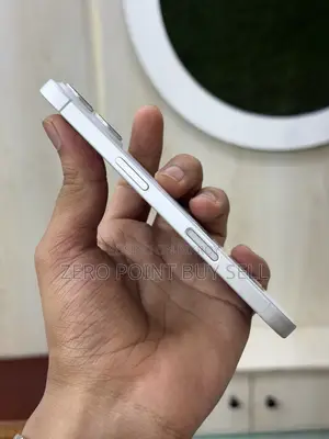 Apple iPhone 16 128 GB White